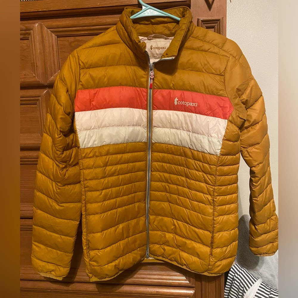 Barely worn Cotopaxi Fuego Jacket - Small